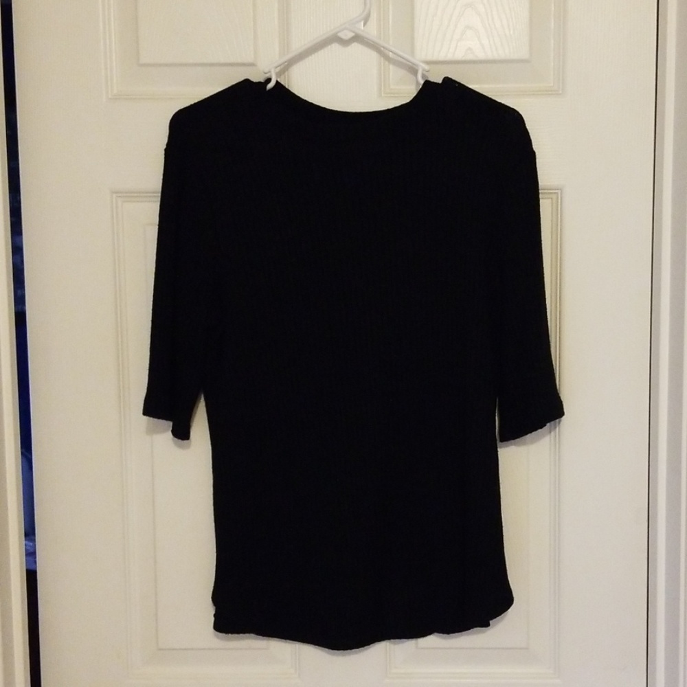 Black short sleeve ribbed top